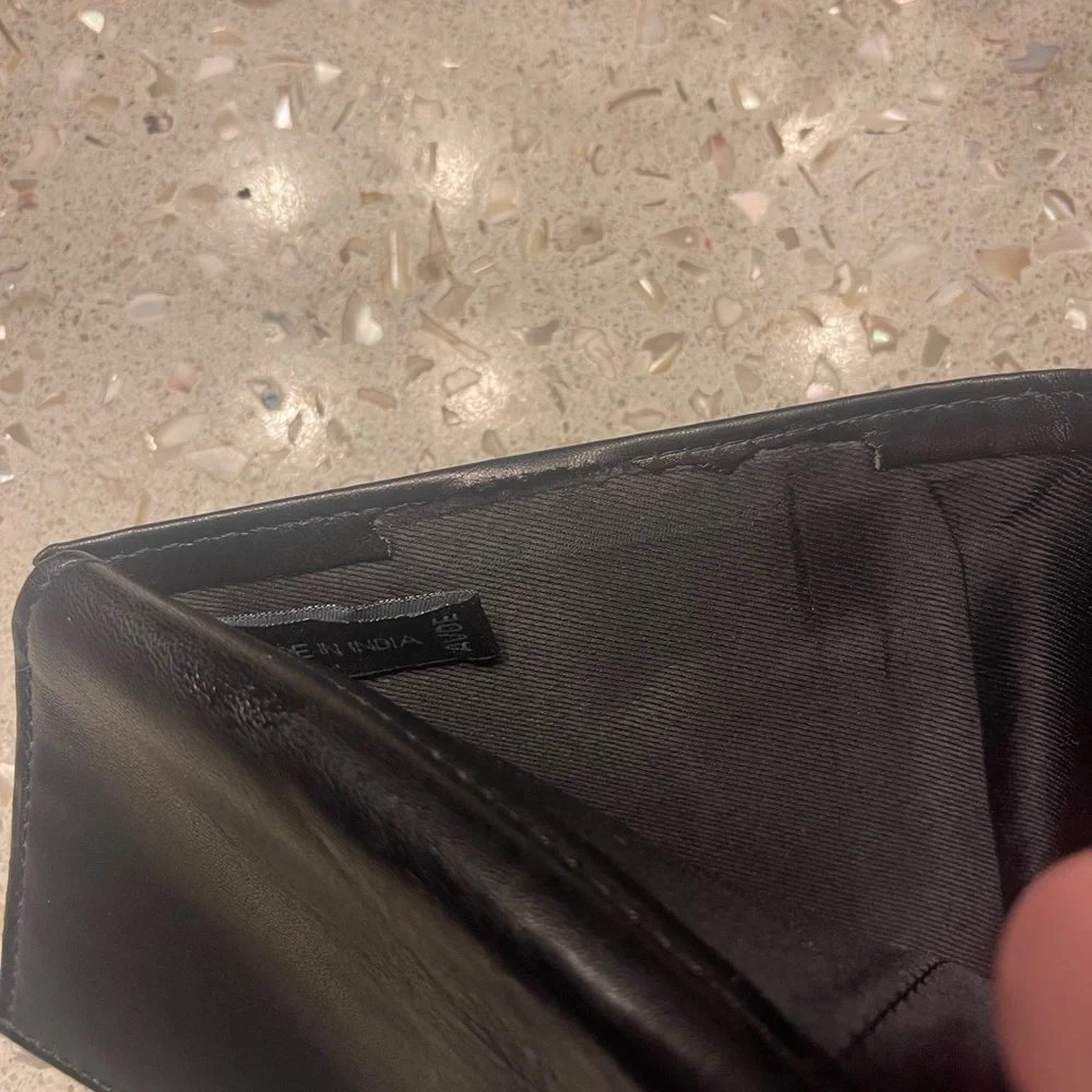 Guess Wallet Black